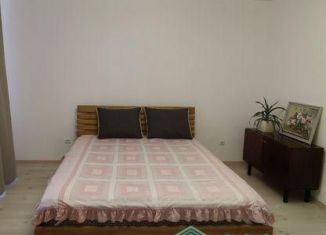 Продается двухкомнатная квартира, 65 м2, Калининград, улица Виктора Денисова, 22