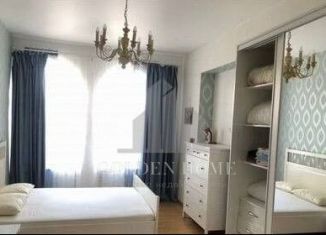 Сдам в аренду трехкомнатную квартиру, 88.5 м2, Санкт-Петербург, Невский проспект, 129Б