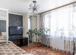 Продается 2-ком. квартира, 42.1 м2, Казань, улица Маршала Чуйкова, 15