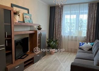 Продам 2-ком. квартиру, 58 м2, Брянск, Советская улица, 107, ЖК Два капитана