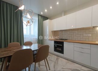 Продаю 2-комнатную квартиру, 58.4 м2, Владимир, улица Верхняя Дуброва, 42