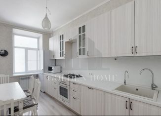 Сдается в аренду 3-комнатная квартира, 75 м2, Санкт-Петербург, Загородный проспект, 12