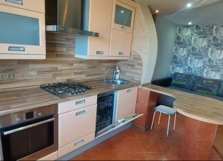 Двухкомнатная квартира на продажу, 56.8 м2, Псков, Юбилейная улица, 85А