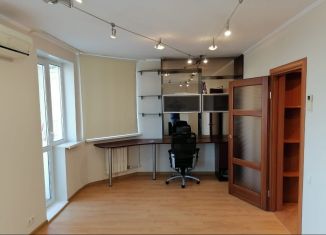 Продаю 2-ком. квартиру, 65.6 м2, Санкт-Петербург, улица Стойкости