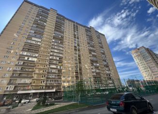 2-ком. квартира на продажу, 48.5 м2, Краснодар, улица Петра Метальникова, 36, ЖК Лучший