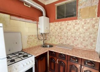 Продаю 2-ком. квартиру, 34.6 м2, Сергиев Посад, проспект Красной Армии, 199