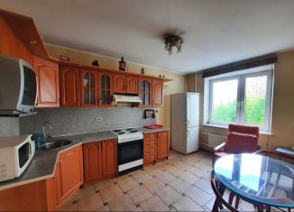 Продаю 2-ком. квартиру, 75.8 м2, Люберцы, улица 3-е Почтовое Отделение, 51