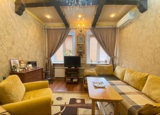 Продается 3-комнатная квартира, 74.2 м2, Серпухов, Советская улица, 29/22