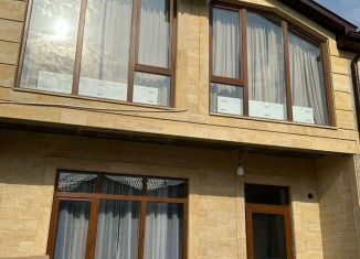 Сдам в аренду коттедж, 80 м2, Дагестан, улица Сухова, 62