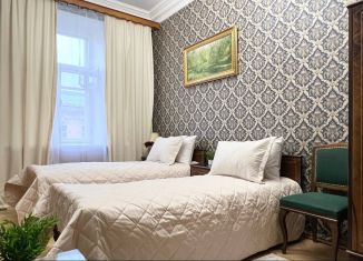 Сдаю в аренду двухкомнатную квартиру, 62 м2, Санкт-Петербург, Ковенский переулок, 26