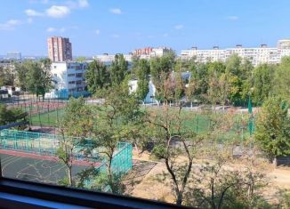 Сдается в аренду 3-комнатная квартира, 65 м2, Ростов-на-Дону, улица Волкова, 10/3