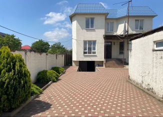 Продается дом, 253.1 м2, Краснодар, улица 2-я Линия, улица 2-я Линия