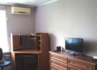 Продам 2-ком. квартиру, 35 м2, Ростов-на-Дону, улица Волкова, 17