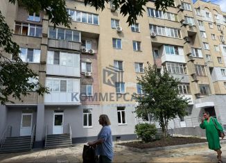 Продам торговую площадь, 68 м2, Нижний Новгород, улица Куйбышева, 59