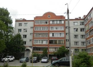 Продажа двухкомнатной квартиры, 64.2 м2, Владимир, улица Хирурга Орлова, 2Б