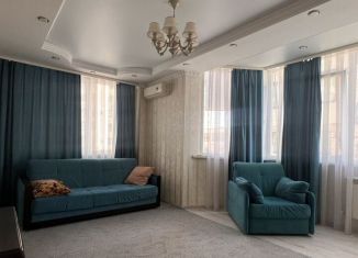 Сдам в аренду двухкомнатную квартиру, 60 м2, Армавир, Краснодарская улица, 69