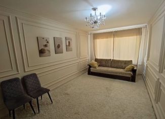 Сдаю 2-комнатную квартиру, 50 м2, Грозный, проспект Мохаммеда Али, 5А, 2-й микрорайон