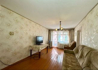 Продаю 3-ком. квартиру, 58 м2, Салават, бульвар Салавата Юлаева, 41