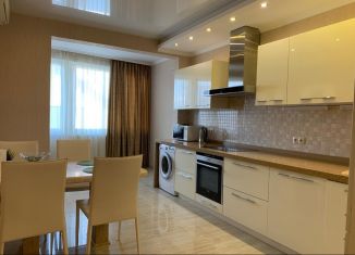 Сдаю 2-комнатную квартиру, 90 м2, Сочи, переулок Богдана Хмельницкого, 8, микрорайон Центральный