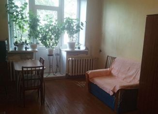 Продается трехкомнатная квартира, 60 м2, Копейск, улица Кузнецова, 1