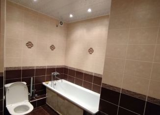 Продам 1-комнатную квартиру, 32 м2, Кирово-Чепецк, улица 60 лет Октября, 5к3