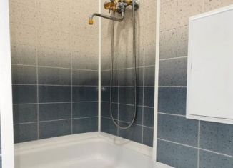 Продаю однокомнатную квартиру, 13 м2, Старый Оскол, микрорайон Интернациональный, 28