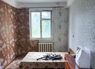 Продаю 3-ком. квартиру, 90 м2, Махачкала, проспект Имама Шамиля, 39