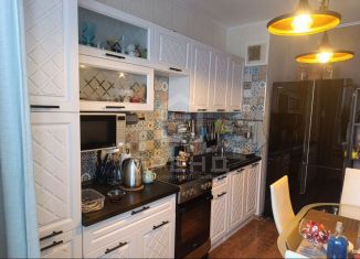 Продаю 1-комнатную квартиру, 51.7 м2, посёлок Парголово, улица Фёдора Абрамова, 18к1