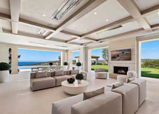 Продаю дом, 1420 м2, Сириус, Хоккейная улица