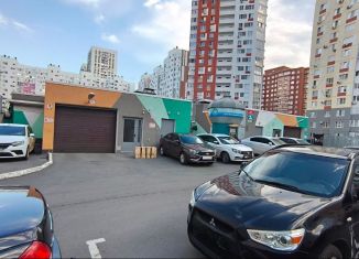 Сдаю в аренду машиноместо, 13 м2, Оренбургская область, улица Поляничко, 3