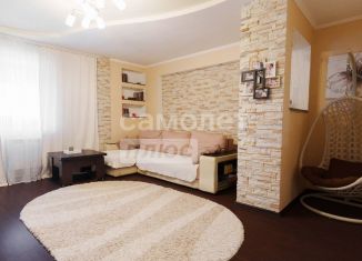 Продам 3-ком. квартиру, 104.7 м2, Курск, Орловская улица, 1А
