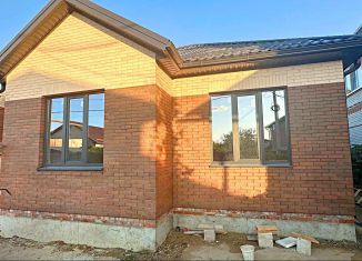 Продаю дом, 90 м2, Армавир, площадь Ленина