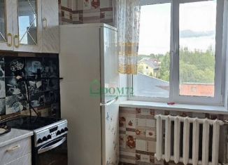 Продается 2-ком. квартира, 52.8 м2, Тобольск, 9-й микрорайон, 34