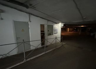 Продаю машиноместо, 16 м2, Оренбургская область, Салмышская улица, 66/1