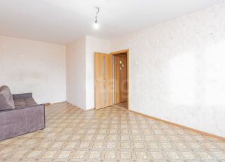 Продам 1-ком. квартиру, 35 м2, Тюмень, Малая Боровская улица, 38/3