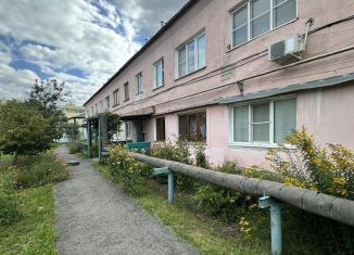 Сдам 2-ком. квартиру, 41.8 м2, Старый Оскол, 3-й Заводской переулок, 25