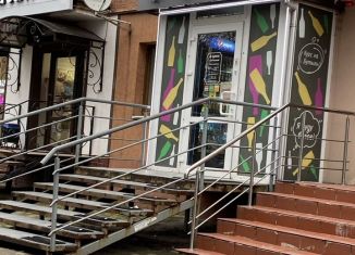 Сдается в аренду помещение свободного назначения, 50.3 м2, Калининград, улица Космонавта Леонова, 38