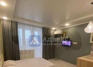 Продаю квартиру студию, 31.2 м2, Тюмень, улица Дмитрия Менделеева, 2, ЖК Кристалл