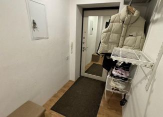 Продается трехкомнатная квартира, 72 м2, посёлок Стрельна, Кропоткинская улица