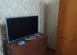 Сдача в аренду 2-ком. квартиры, 40 м2, Подольск, Рощинская улица, 13