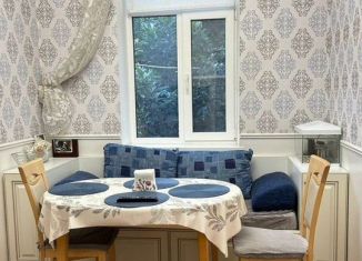 4-ком. квартира на продажу, 100 м2, Сочи, улица Грибоедова, 1А