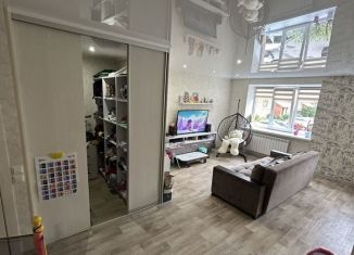 Продается 2-комнатная квартира, 62.2 м2, Череповец, улица Годовикова, 21