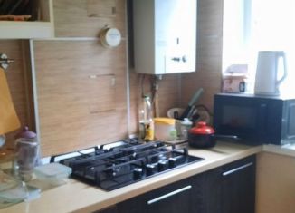 Продаю 2-ком. квартиру, 43.6 м2, Дзержинск, улица Комбрига Патоличева, 7