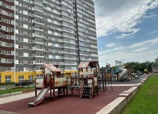 Продажа 2-ком. квартиры, 66.3 м2, Оренбург, улица Юркина, 6, ЖК Осенний Лист