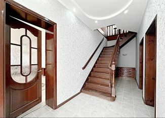 Продам дом, 200 м2, Армавир, площадь Ленина