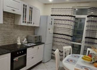 Продаю двухкомнатную квартиру, 60.5 м2, Краснодар, Красная улица, 176лит1/3, микрорайон Центральный