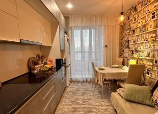 Продам двухкомнатную квартиру, 52 м2, Барнаул, улица Сергея Семёнова, 6, ЖК Крылья