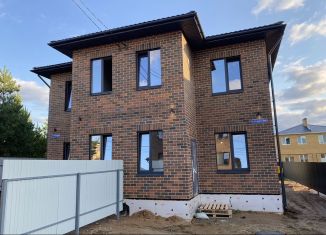 Продаю таунхаус, 104 м2, деревня Куюки, улица 27-й Квартал