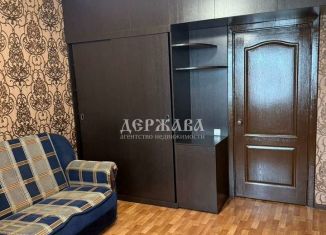 Продажа 2-комнатной квартиры, 65 м2, Старый Оскол, микрорайон Космос, 12