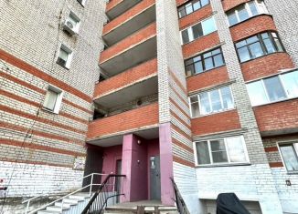Продается двухкомнатная квартира, 51.3 м2, Киров, улица Андрея Упита, 10